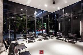 Expressionz Suites KLCC by Like Home