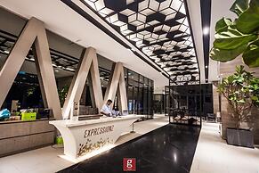 Expressionz Suites KLCC by Like Home