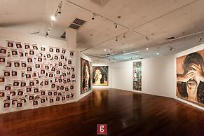 Expressionz Suites KLCC by Like Home