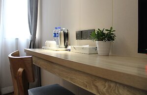 Wenxin Hotel Huajing Xincheng