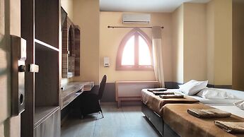 Hotel Syariah Larismanis