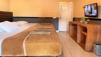 Hotel Omah Pelem Syariah - Hostel