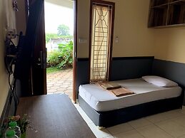 Hotel Omah Pelem Syariah - Hostel