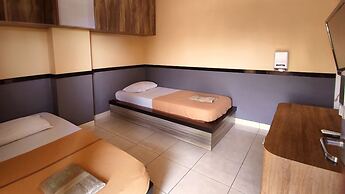 Hotel Omah Pelem Syariah - Hostel