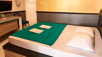 Hotel Omah Pelem Syariah - Hostel