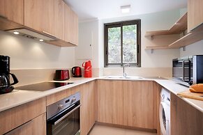 Ocean Legends Beachfront Suites