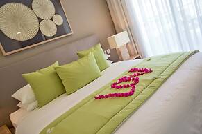 Ocean Legends Beachfront Suites