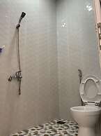 Lee Na Hotel - Hostel