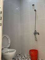 Lee Na Hotel - Hostel