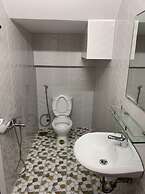 Lee Na Hotel - Hostel