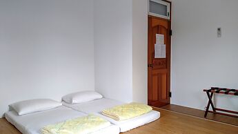 Pu Su Bed and Breakfast