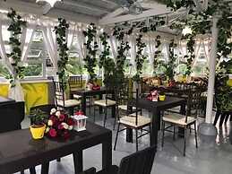 Casa Bicolandia Suites