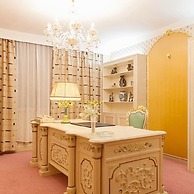 Xiamen Huaqiao Hotel