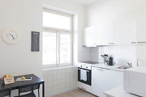 ZH Seefeld - Hitrental Apartment
