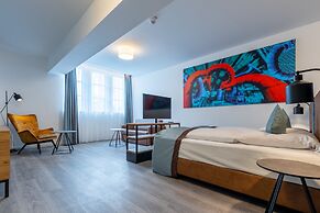 Trip Inn Living & Suites