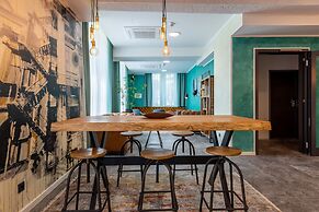 Trip Inn Living & Suites