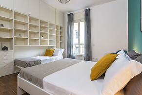 Santa Valeria - 4 Bedrooms Apartment