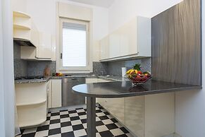 Santa Valeria - 4 Bedrooms Apartment