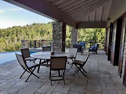 Escape Boutique Hotel and Beach Bar