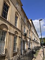 Chic City Centre Georgian Maisonette