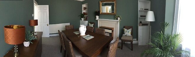 Chic City Centre Georgian Maisonette