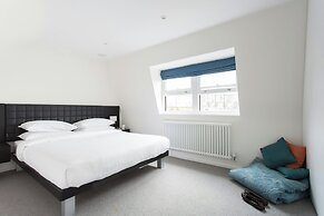 Cromwell Road II by Onefinestay