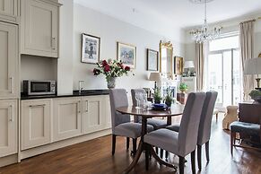 Harcourt Terrace II by Onefinestay