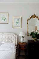 Harcourt Terrace II by Onefinestay