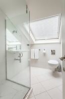 Rigault Road by Onefinestay