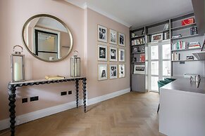 Rigault Road by Onefinestay