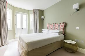 Rigault Road by Onefinestay