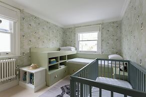 Rigault Road by Onefinestay