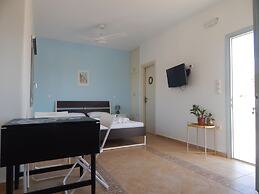 Armonia Studios and Villas