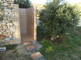 Armonia Studios and Villas