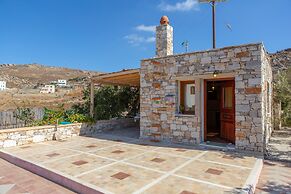 Armonia Studios and Villas