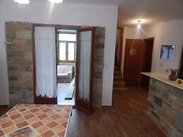 Armonia Studios and Villas