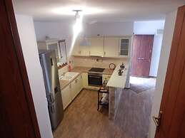 Armonia Studios and Villas