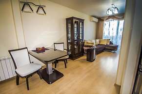 Apartment on Semenovskaya 34