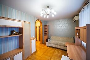 Apartment on Tigrovaya St. 16