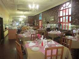 Ths Le Chateau Thelpim Hotels