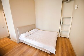 Apartment on Semenovskaya 10-11