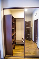 Apartment on Komarova 58-1a