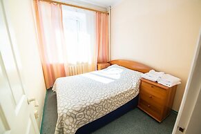 Apartment on Komarova 58-267