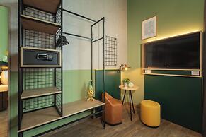 Holiday Inn - the niu, Dwarf Berlin Schöneberg by IHG