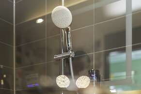 Holiday Inn - the niu, Dwarf Berlin Schöneberg by IHG