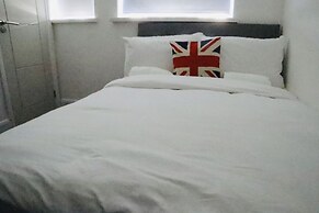 Luxury Suits near Wembley Stadium