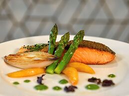 Grand Mercure Dubai City