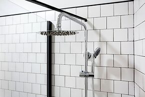 LeL Madalena GuestHouse