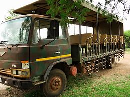 Monateng Safari Lodge