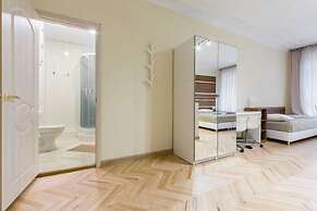 Apartment on Gorokhovaya